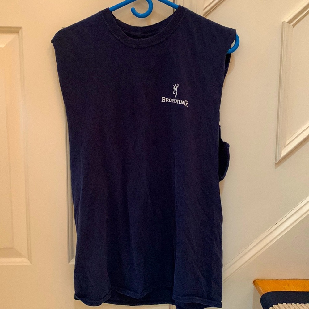 Browning T-shirt cutoff